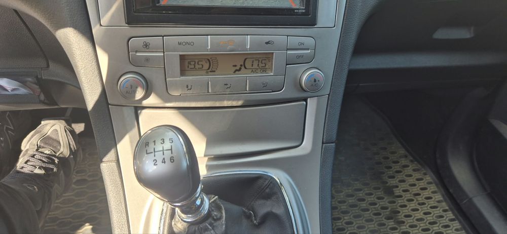 Ford S-Max 140hp