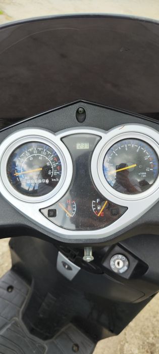 Scuter keeway outlook 150