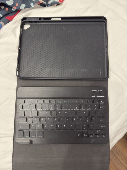 Ipad 8th gen 128gb Baterie in state excelenta Ca noua