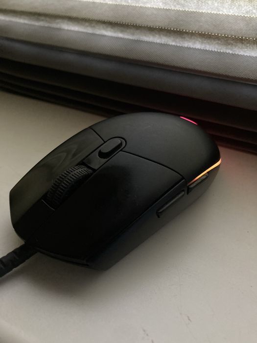 Мышка Logitech G102 LIGHTSYNC