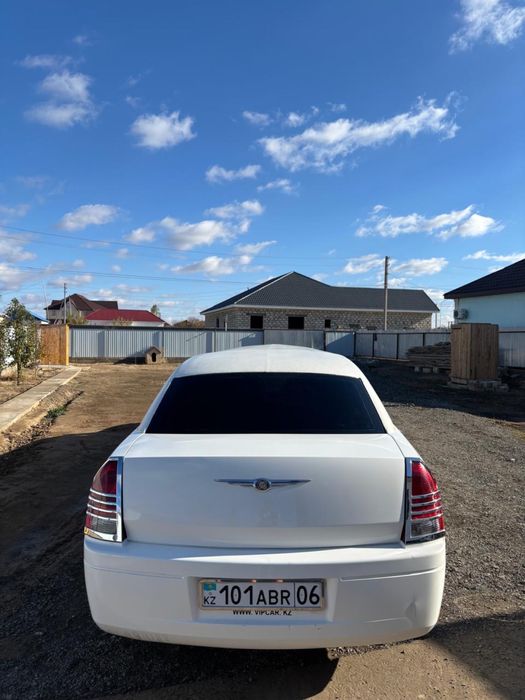 Продам Лимузин в стиле Rolls Royse!