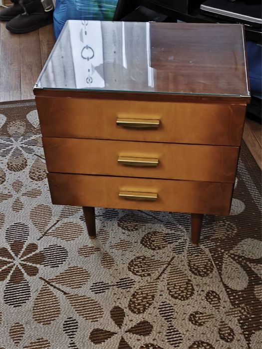 Продам тумбочки 2 штуки