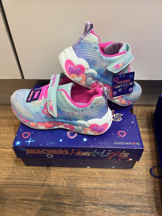 Детски маратонки Skechers ETERNAL HEART LIGHTS 35 номер