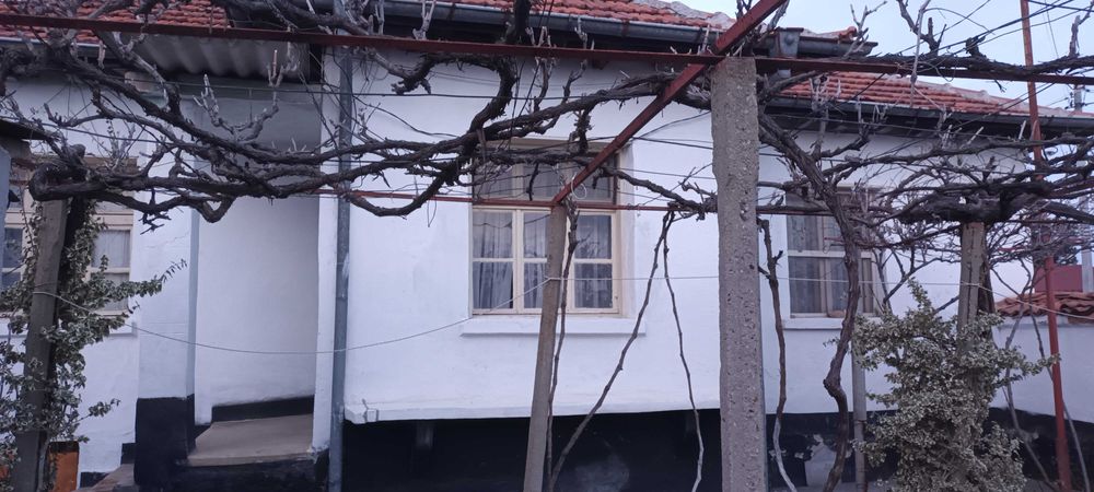 Продава се Къща в Пловдив, Център - 120 кв.м за 340 €/кв.м - Снимка #1