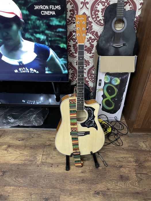 Гитара новий электронный