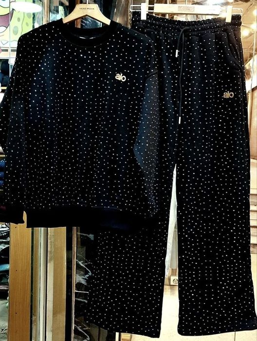 Compleu dama diferite modele