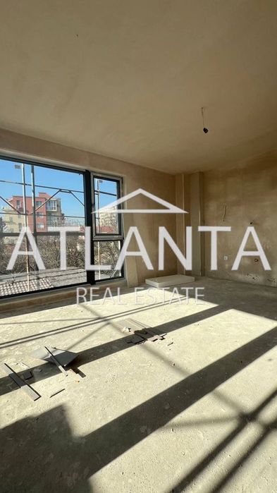 Продава се Двустаен апартамент в Варна, Бриз - 66 кв.м за 1873 €/кв.м - Снимка #3