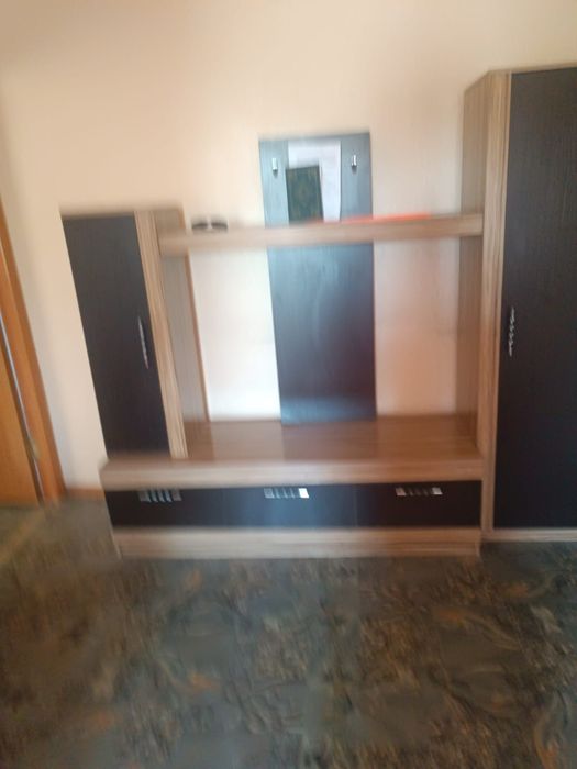 Продется 2 х ком кв на площадье
