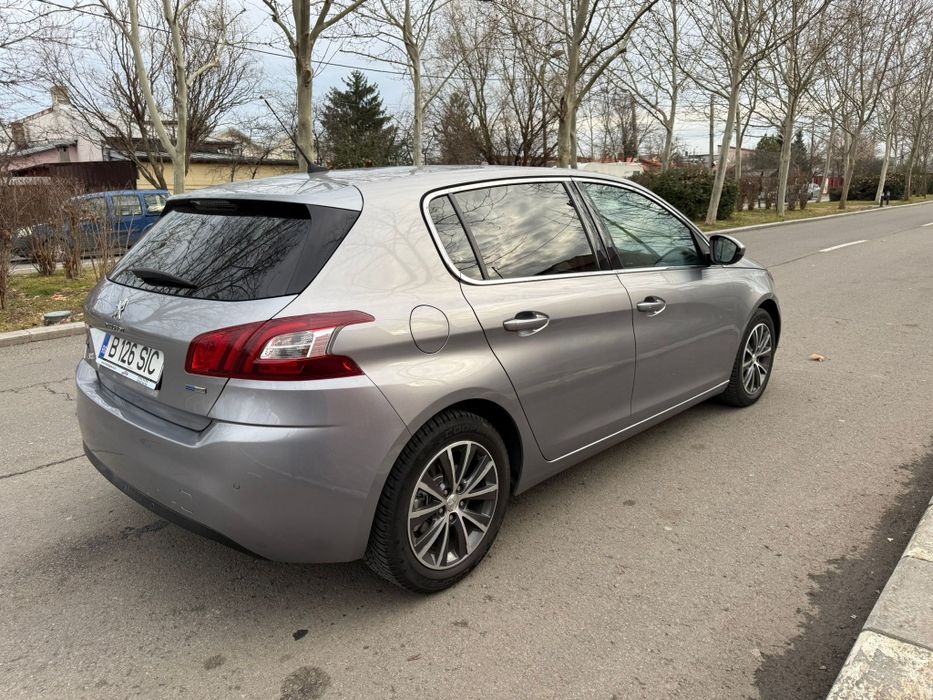 Peugeot 308//An Fabricatie 2017//1.2 Benzina