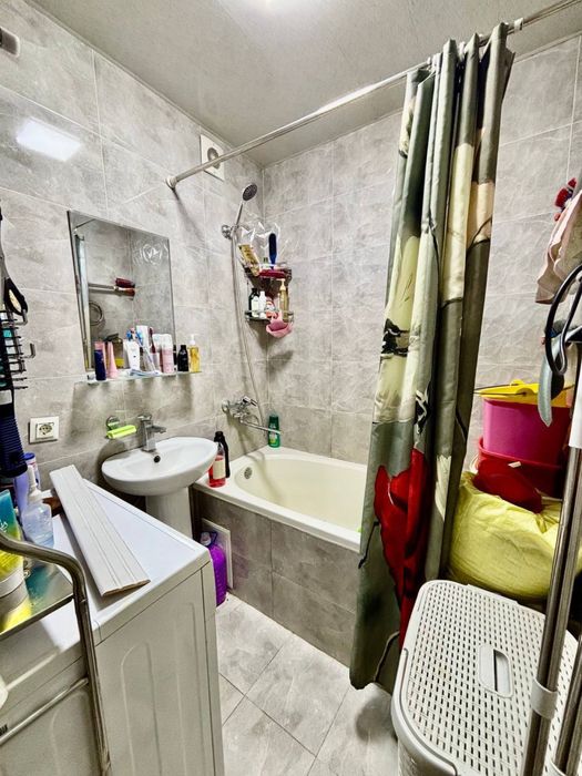 2/2/4 50м2 м-Ялангач , институт Культуры.