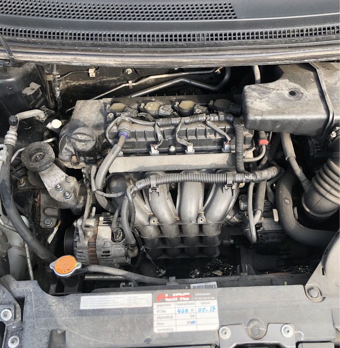 Mitsubishi colt 1.3 i на части