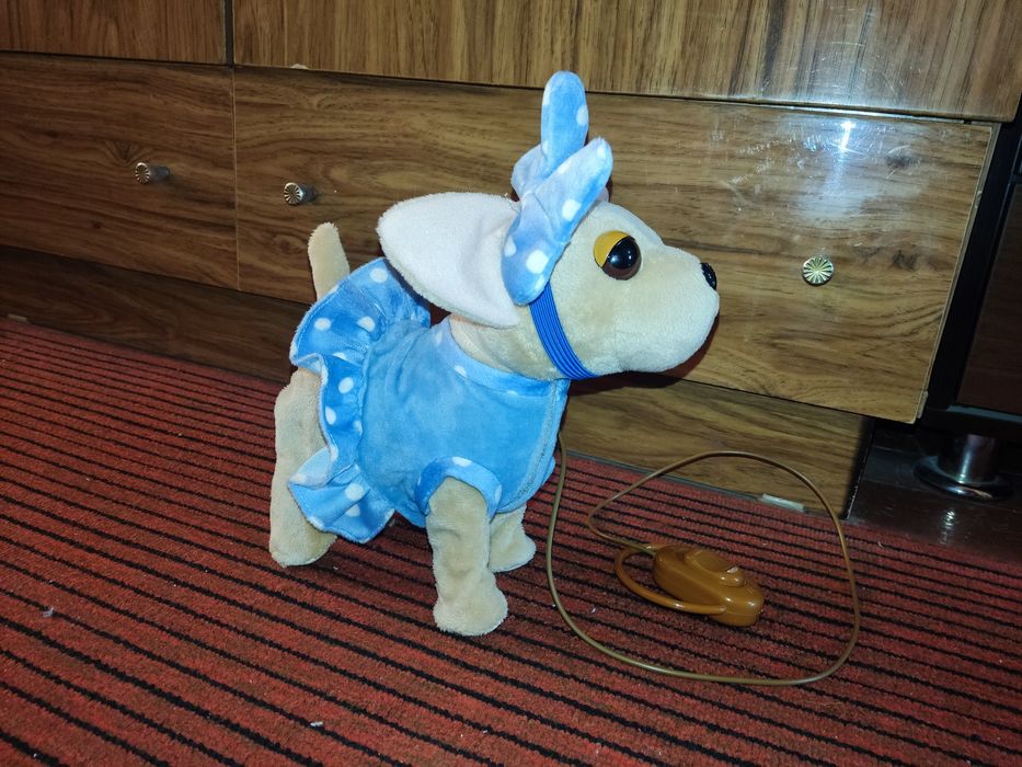 Продам интерактивную игрушку