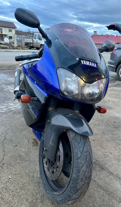 Yamaha thunderace 1000cc YZF