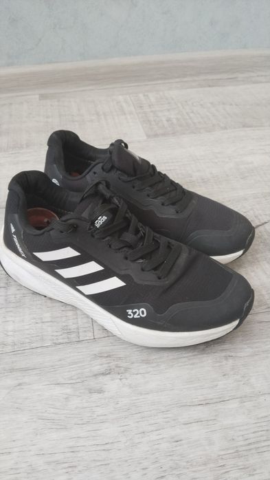 Adidas Terrex 320
