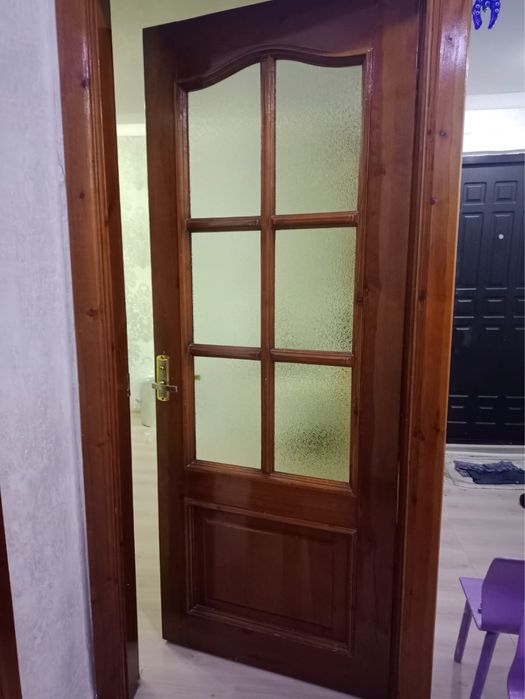 Продам двери межкомнатные
