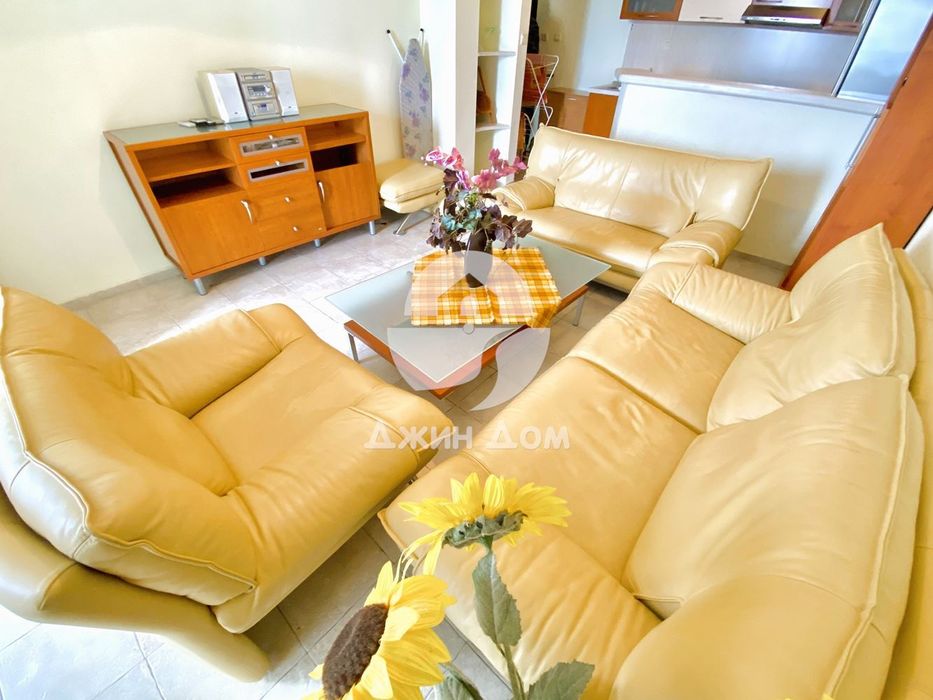 Продава се Двустаен апартамент в Свети Влас - 60 кв.м за 1233 €/кв.м - Снимка #2