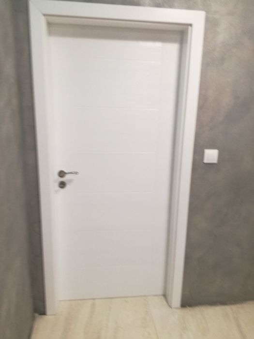 Интериорни врати