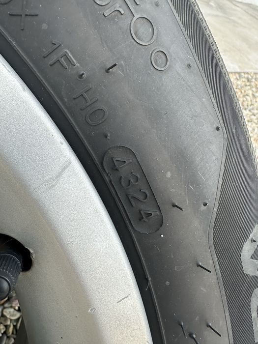 Jante bmw 5x120 r16 205/60r16 Hanook noi