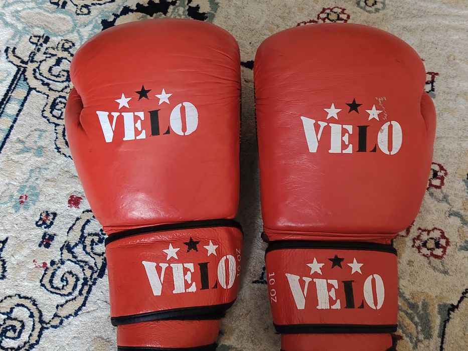 Перчатки боксёрский Velo