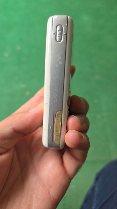 Sony Ericsson W810 Alb Telefon cu butoane