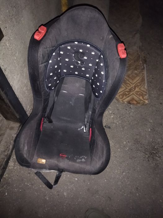 Авто кресло детское продам
