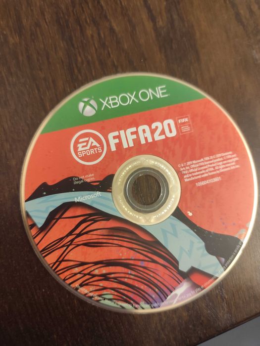 Игра за xbox one FIFA 20