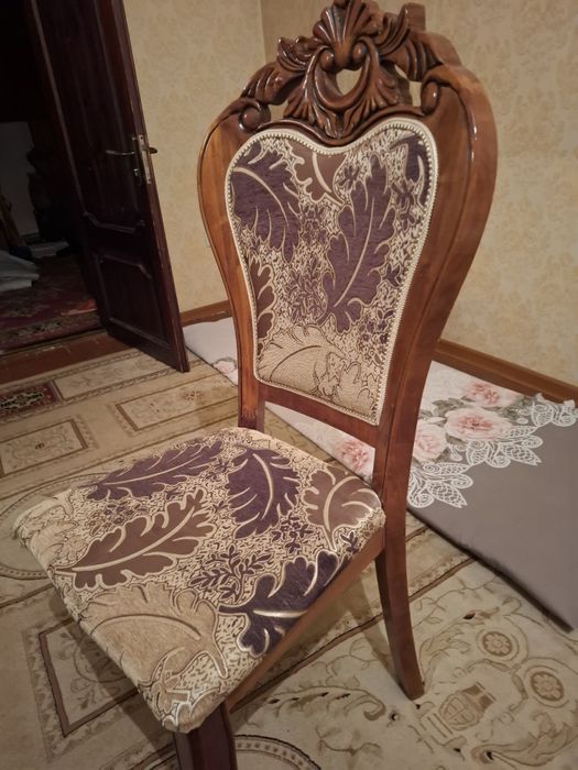 Срочно продам стулья