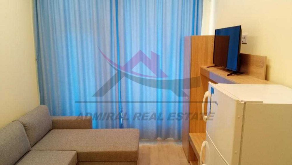 Дава се под наем Двустаен апартамент в Варна, Център - 40 кв.м за 460 € - Снимка #1