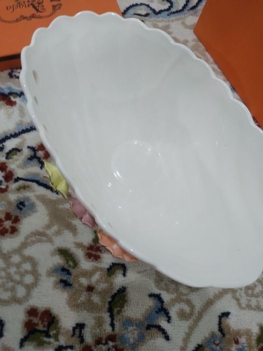 Продается красивые фруктовницы