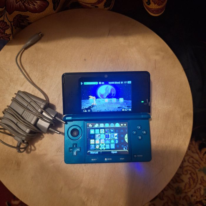 Nintendo 3DS (prima variantă) – Aqua Blue (modat)