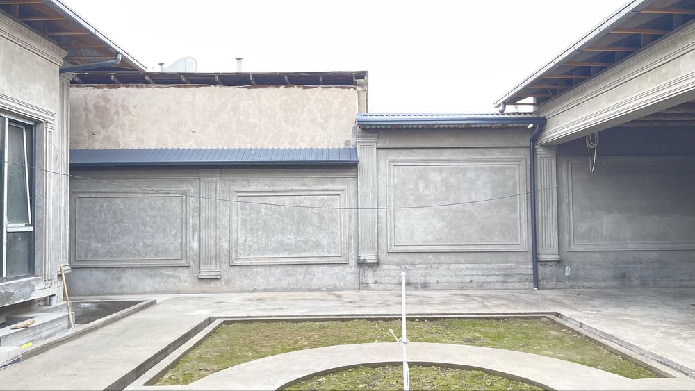 Янги ховли сотилади, Учтепа тумани, ориентир: эски Литературный инстит