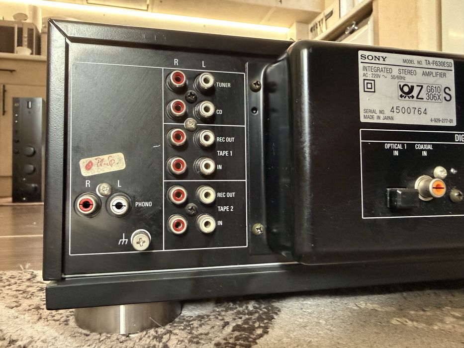 Sony TA-F630ESD Качествен стерео усилвател ДАК