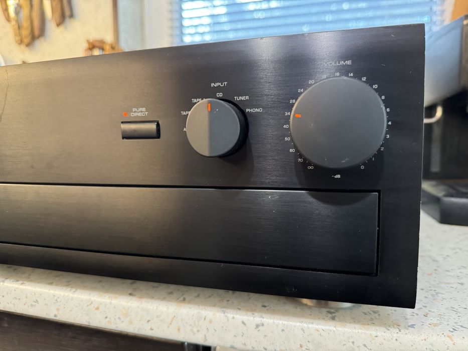 Yamaha AX-870 Стерео усилвател