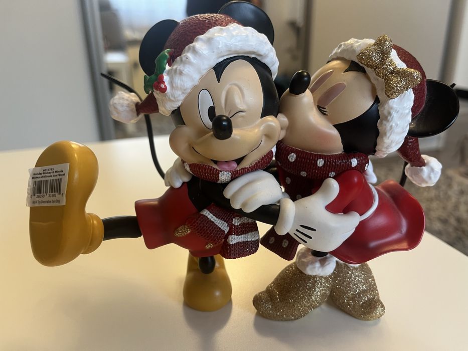 Figurina decorativa Disney Mickey & Minnie - inaltime 16 cm