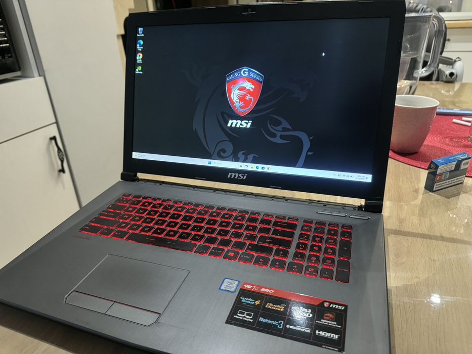 Laptop Gaming MSI GV72 8RD 17” i7 gen 8 / GTX 1050Ti / SSD
