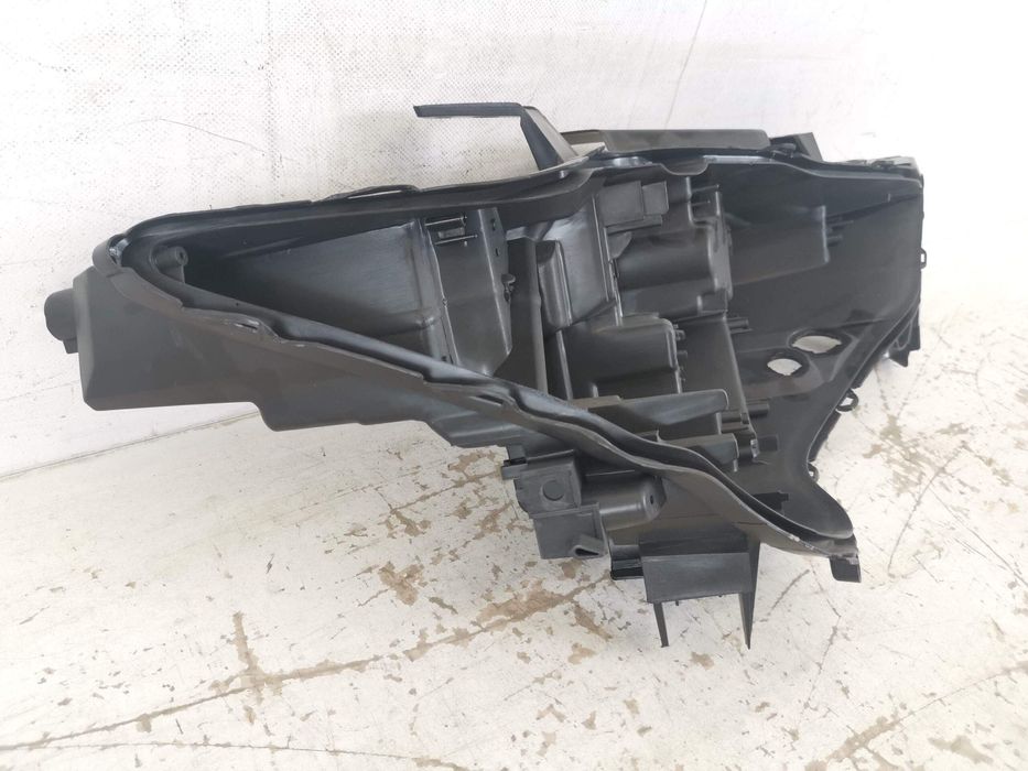 Мазда CX-5 / Mazda CX-5 1 [фейслифт] Корпус на десен фар с LED адаптив