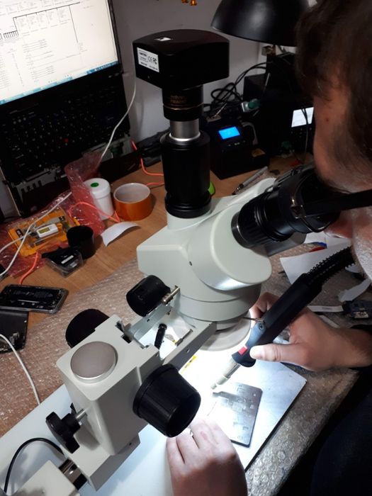 Service artcore: reparații laptop, service calculatoare, curățare praf