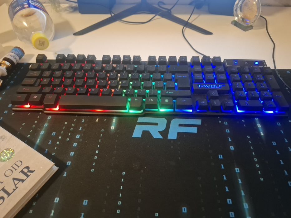 Kampiyuter 2 oy ishlatilgan