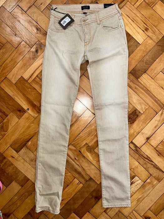 Аутлет цена оригинални дънки Armani Jeans