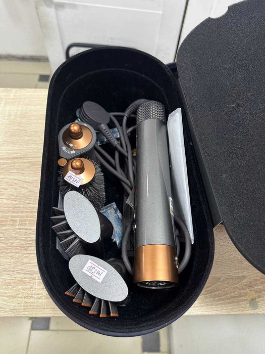 С32/Фен Dyson HS05 AIRWRAP /sk141580