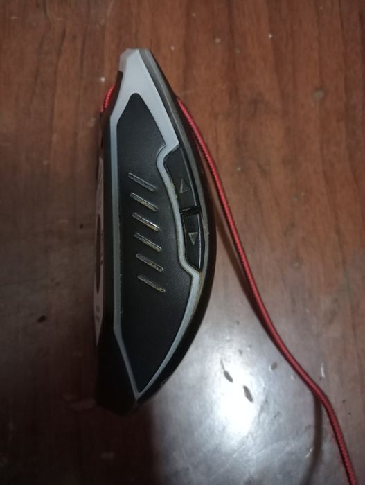 Продам игровую мышку.