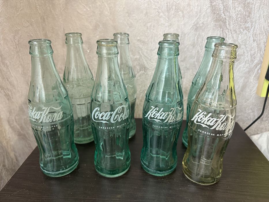 Шишета кока кола