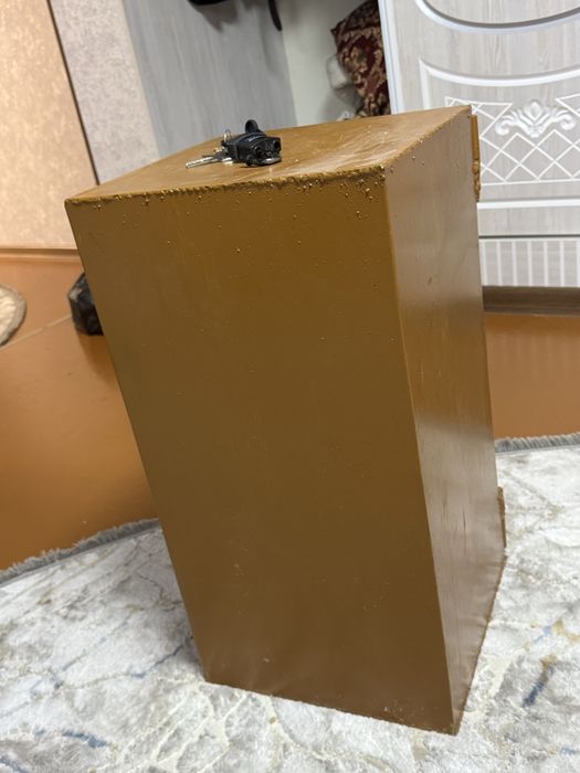 Assalomu alaykum seyf(сейф) pul tilla telefon qmmat narsalani qoyishga