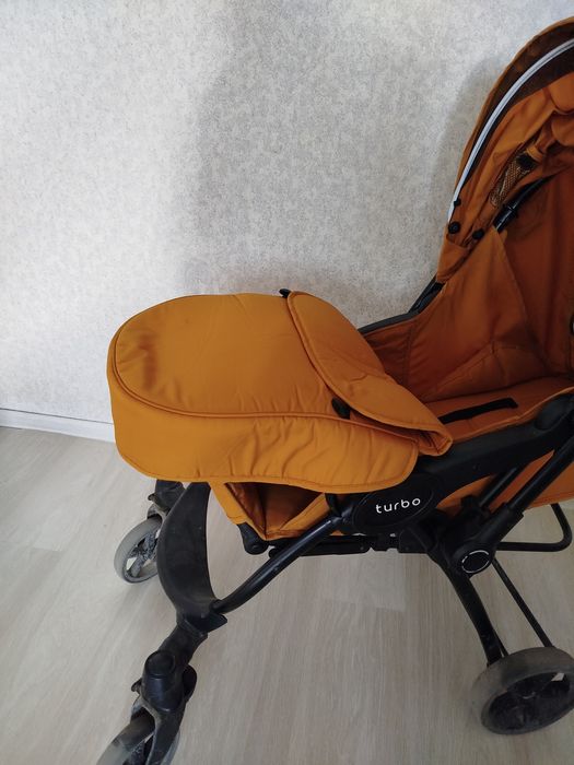 Срочно продам коляску зима-лето