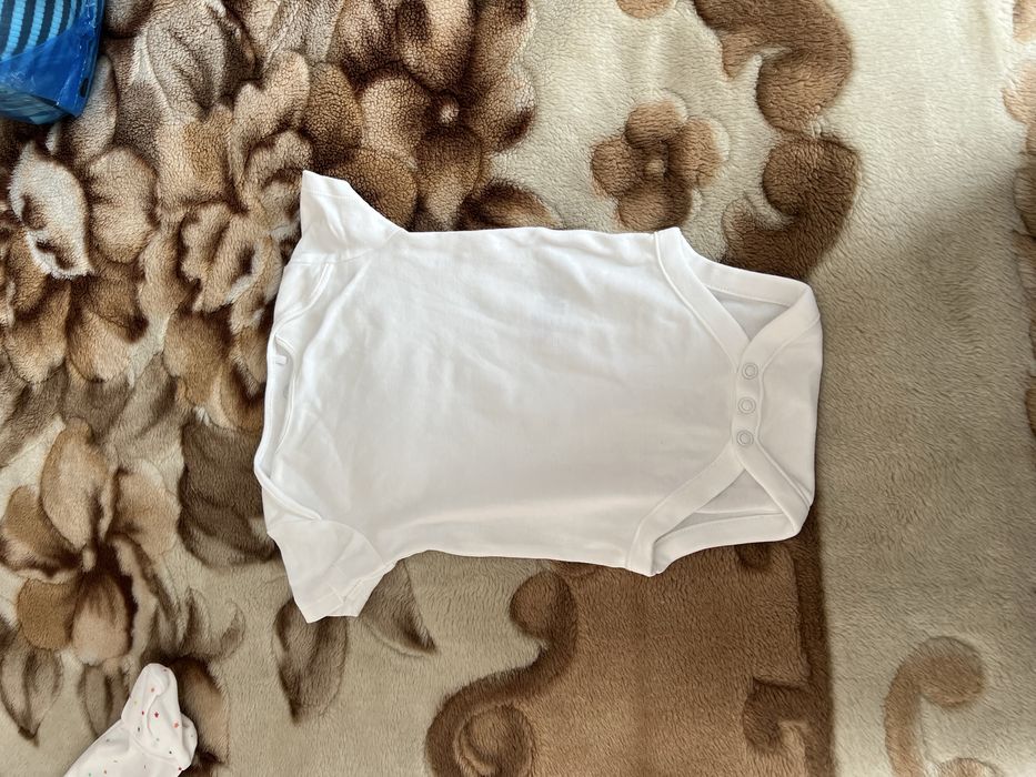 Боди детские цвет белый