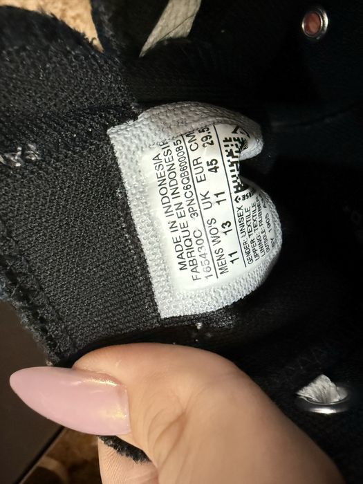 Кецове Converse All Star черни с червен надпис ,,CONVERSE’’ 45 размер.
