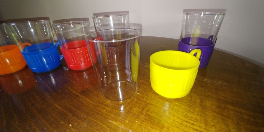 6 бр йенски чаши за чай с цветни поставки