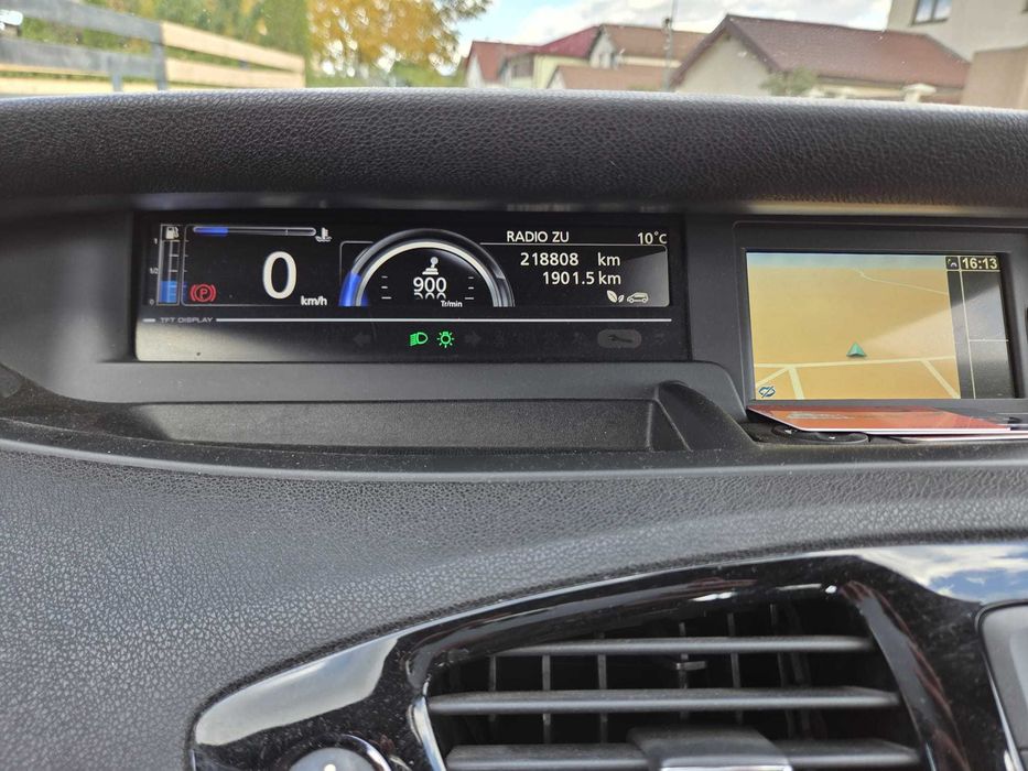 Proprietar, vând Renault Grand Scenic Bose Edition