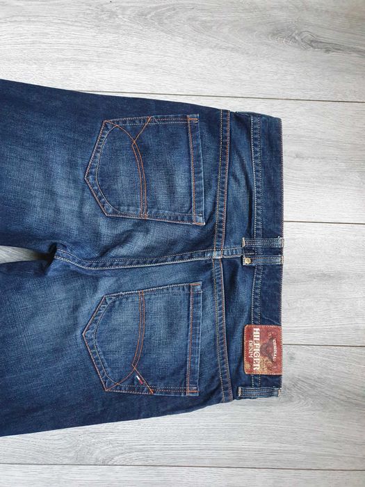Blugi TOMMY HILFIGER "Wilson" - Marime W33 L34 (Talie 89 cm)