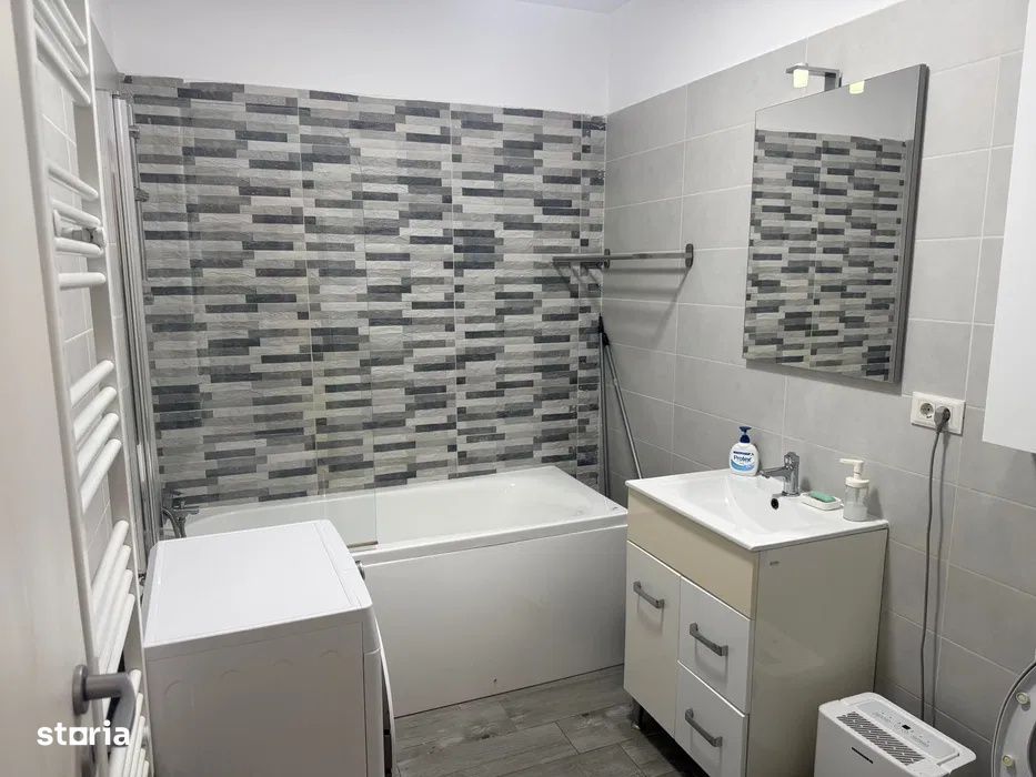 Apartament 2 camere | Berceni | metrou 15' | loc parcare |renovat
